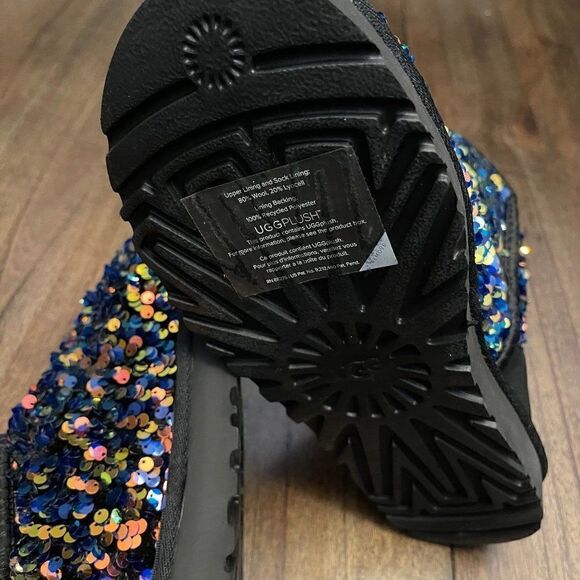 UGGs Classic Mini Stellar Sequin Booties - Picture 4 of 10